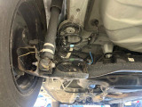 お車を安心してお乗りいただく為には、足回りの定期点検が欠かせません。サービスサポート(有償保証)では無料点検もご提供しており、安心のカーライフをお過ごしいただけるサポート体制が整っています。
