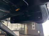 すべての車両を2年間の走行距離無制限保証(メーカー保証)を付帯して販売致しますので、ご納車の後も安心が続きます。全国のメルセデス・ベンツ工場でどこでも保証修理OKです!