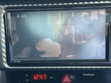 停車中には、地上デジタルテレビをお楽しみいただけます。助手席の方も退屈知らず。長距離移動のお供に最適です。