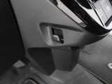 弊社では転売目的の方への販売はお断りしております。ご理解とご了承の程、宜しくお願い申し上げます。お車をご覧になりたい時はお気軽に最寄りの店舗へご相談ください。