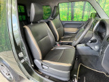 運転席シート廻りは使用感も少なく、良好な状態となっています。丁寧に使われていたことがよくわかりますね。