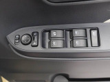 当社では全車、納車前にサービス工場で12ヶ月点検相当の整備を実施しております。そこで確認された不具合箇所は修理しておりますのでご安心下さい。