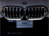 ☆BMWの代名詞とも言える【キドニーグリル】一目見ただけでBMW車であると認識できる確固たるアイコンとして存在感を放ちます☆
