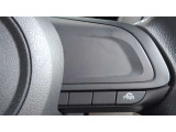 パワーボタンを押せば高速道路の合流などでスムーズな加速をサポートしてくれます。