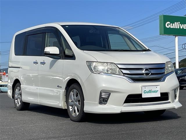セレナ 2.0 ハイウェイスター S-HYBRID 修復歴無し