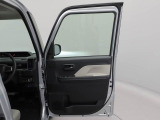 車内の清掃はもちろん、除菌施工済みですので気持ちよくお乗りいただけます。