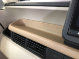 【小物置き】ちょっとした物を置くのに便利です!