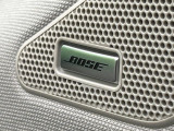【BOSEサウンドシステム】メーカーオプションの高品位サウンドシステムを搭載。専用のチューニングが施された大小様々なスピーカーから良質なサウンドが奏でられ、臨場感あふれる音響空間を演出します。