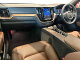 XC60 プラス B5 