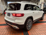 メルセデス・ベンツの定める厳しい基準をクリアしたお車のみをご案内させて頂きます。納車前整備はメーカー規定に基づき100項目にも及ぶ点検を熟練のメカニックによって行いご納車させて頂きます。