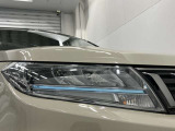 【LEDヘッドランプ】明るいライトが夜間の安全運転をサポートします。消費電力も少なく長寿命です。