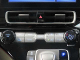 オートエアコン装着車です^^温度設定をすれば、自動で快適な空調に・・・^^★