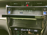 様々な情報を一画面に表示。車両情報や設定変更も簡単に行えます。見やすいディスプレイで、運転中の操作も安心です。