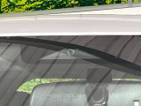 【三菱e-Assist】走行中に前方の車両等を認識し、衝突しそうな時は警報とブレーキで衝突回避と被害軽減をアシスト。より安全にドライブをお楽しみいただけます。