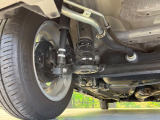 お車を安心してお乗りいただく為には、足回りの定期点検が欠かせません。サービスサポート(有償保証)では無料点検もご提供しており、安心のカーライフをお過ごしいただけるサポート体制が整っています。