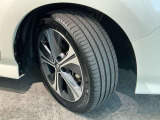 純正アルミホイール『215/50R17』