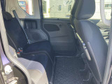 車内広々としており天井も高いので快適にお過ごしいただけます!