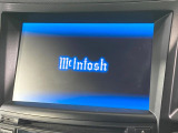 【マッキントッシュサウンドシステム】メーカーオプションの高品位サウンドシステムを搭載。専用のチューニングが施された大小様々なスピーカーから良質なサウンドが奏でられ、臨場感あふれる音響空間を演出します。