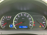 視認性の高いメーターで、運転に必要な情報を的確に把握できます。運転状況に合わせて、安全運転をサポートします。