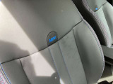 MINI専門のメカニックが、100項目にも上るポイントを徹底的にチェック。交換基準に達した部品があれば、交換整備の後にお客様へご納車致します。