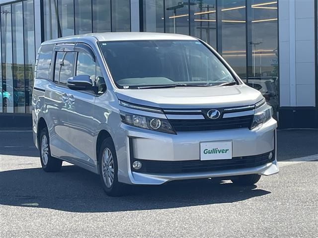 ヴォクシー 2.0 V 4WD 4WD 修復歴無し