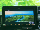 停車中には、地上デジタル放送を楽しめます。長距離移動の休憩時間に、番組を鑑賞してリフレッシュできます。快適な車内時間を過ごせます。
