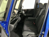 車が大好きなスタッフが心をこめて接客いたします。お客様一人一人のお車に対する思いや気持ちをうかがい、充実した時間が過ごせるよう努めます。