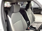 シートはフィット性も良く、楽な運転姿勢を保てます。