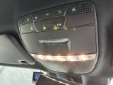 メルセデス・ベンツの定める厳しい基準をクリアしたお車のみをご案内させて頂きます。納車前整備はメーカー規定に基づき100項目以上にも及ぶ点検を熟練のメカニックによって行いご納車させて頂きます。