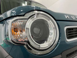 【LEDヘッドランプ】明るいライトが夜間の安全運転をサポートします。消費電力も少なく長寿命です。