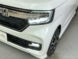 【LEDヘッドライト】ディスチャージヘッドライト(HID)と同等の明るさで、夜道や雨天走行が明るく視界良好!! フォグライトも装備で、安心感さらにUPです♪安心ドライブを楽しんで下さい♪