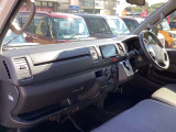 ご納車時には再度洗車・室内清掃を行い展示中についてしまった汚れも落として気持ち良くお乗りいただける状態にして納めさせていただきます!