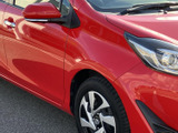運転席周りは、使いやすさを追求したレイアウト。視界が広く、操作性にも優れています。快適なドライビング空間を演出します。