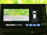バックモニターを搭載し、後方の確認が容易で、安全な駐車をサポートします。狭い場所でも安心して駐車できます。