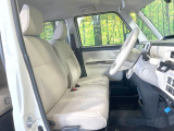 運転席シート廻りは使用感も少なく、良好な状態となっています。丁寧に使われていたことがよくわかりますね。