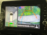 【アラウンドビューモニター】専用のカメラにより、上から見下ろしたような視点で360度クルマの周囲を確認することができます☆死角部分も確認しやすく、狭い場所での切り返しや駐車もスムーズに行えます。