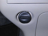 パワーアウトレットを装備しております。