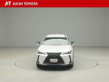 1年間走行無制限のトヨタロングラン保証。 全国5000ヵ所のトヨタディーラーで保証修理が可能です。有料で保証延長年数を1年または2年から選んで、保証を充実できます。
