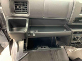 認定中古車はご購入から1年間・距離無制限の保証付き!(年式により6ケ月・距離無制限となります)