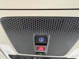 ホンダコネクトも装備しております。いざという時にスイッチ一つで助けに駆けつけてくれるんです。詳しくはスタッフまで