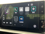 使いやすいインターフェースが特徴のナビ・オーディオシステムです。運転中の情報をわかりやすく表示し、快適なドライブをサポートします。