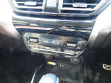 4WD☆ミラー型前後ドラレコ☆フルセグTV☆ETC☆9インチナビ☆全方位カメラ☆HDMI☆ACC☆17インチアルミ☆HUD☆前後ブレサポ☆すぐ乗れますよ☆