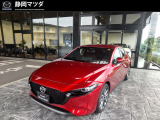マツダのイメージカラーをお客様に聞くと、『赤』と答える方が大半になりました。そうです。そのソウルレッドクリスタルを纏った試乗車あがりの車両を販売することにしました。正に早い者勝ち!