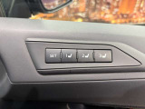 【運転席ポジションメモリー付パワーシート】ワンタッチで記憶させていたシートの前後・リクライニングはもちろん、シートリフターも備えます☆快適なドライブをお楽しみ下さい♪