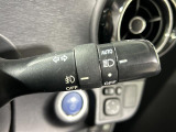 【オートライト(AUTO)】外の明るさをシステムが感知して、自動でヘッドライトが点灯します!ヘッドライトをつけ忘れを防ぐ便利機能です。