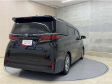お車をご購入時のみご入会頂ける「メンテナンスパスポートUプラン」がございます。定期点検と次回車検整備費用を前払い頂くことでお得に整備をお受け頂けます。