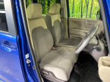 運転席シート廻りは使用感も少なく、良好な状態となっています。丁寧に使われていたことがよくわかりますね。