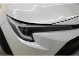 『LEDヘッドライト』高輝度で点灯速度が速く、しかも消費電力が少ないLEDを採用。