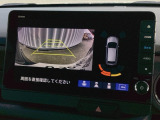 バックカメラも装備しております。車庫入れの苦手なお客様も安心!重宝してくれます!