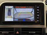 専用の4つのカメラにより、上から見下ろしたような視点で360度クルマの周囲を確認することができます!死角部分も確認しやすく、狭い場所での切り返しや前が長い車でも前の様子が見えます!
